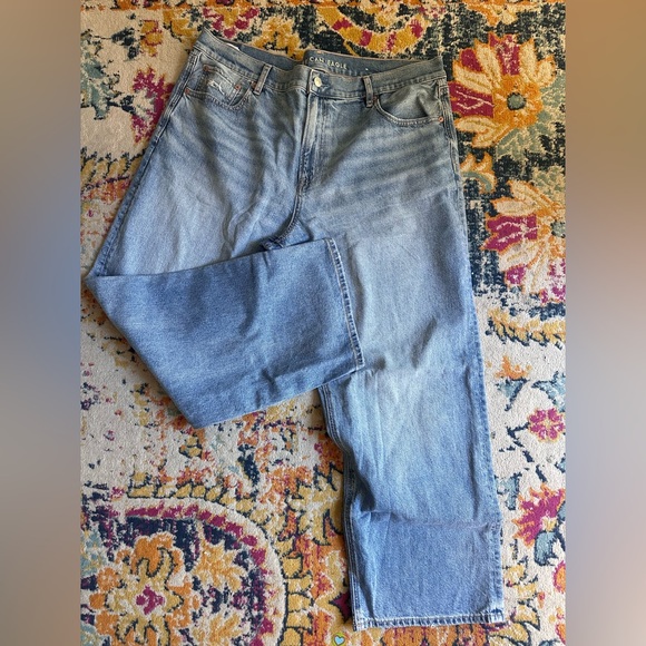 American Eagle Outfitters Light Blue Straight Leg Jeans - Picture 2 of 2